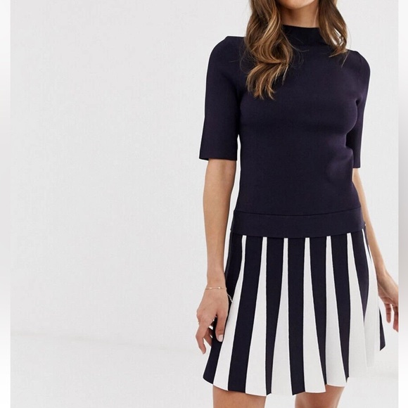 TED BAKER London Hethia stretch highneck 
Knit Skater Dress  Size 0 (US 2) - Picture 3 of 11